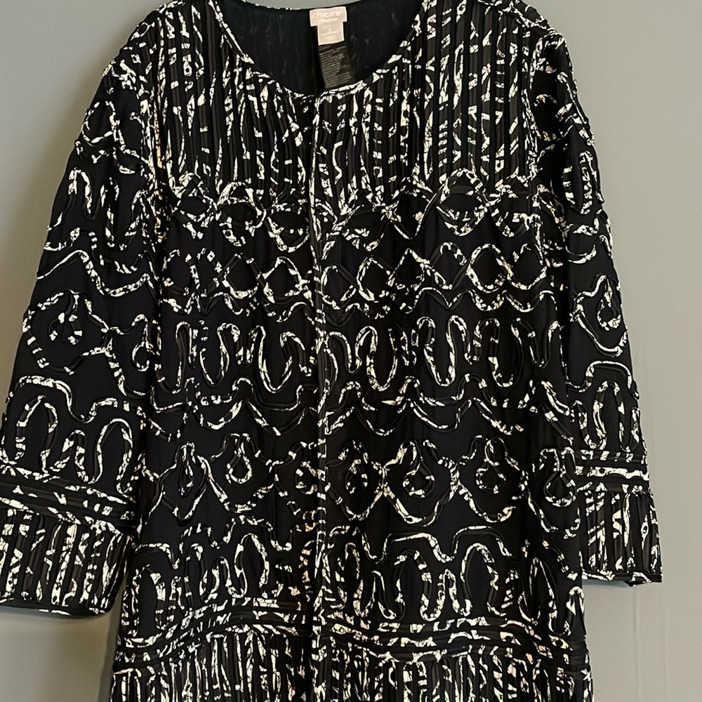 Chico’s cardigan 3. (16-18)